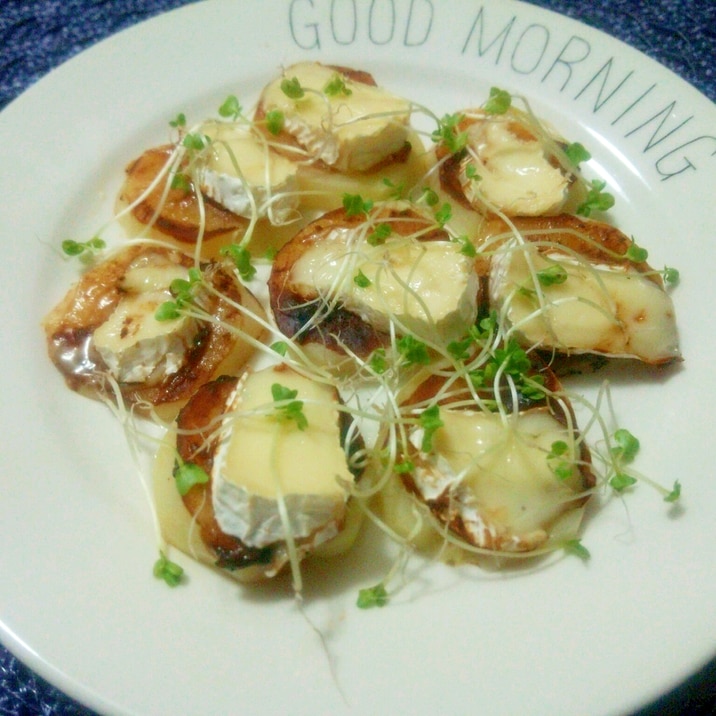 おつまみに☆カマンベールのせ味噌ポテト焼き